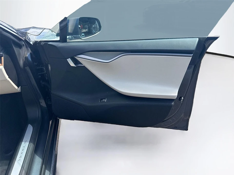 2020 Tesla Model S - Image 15 of 15