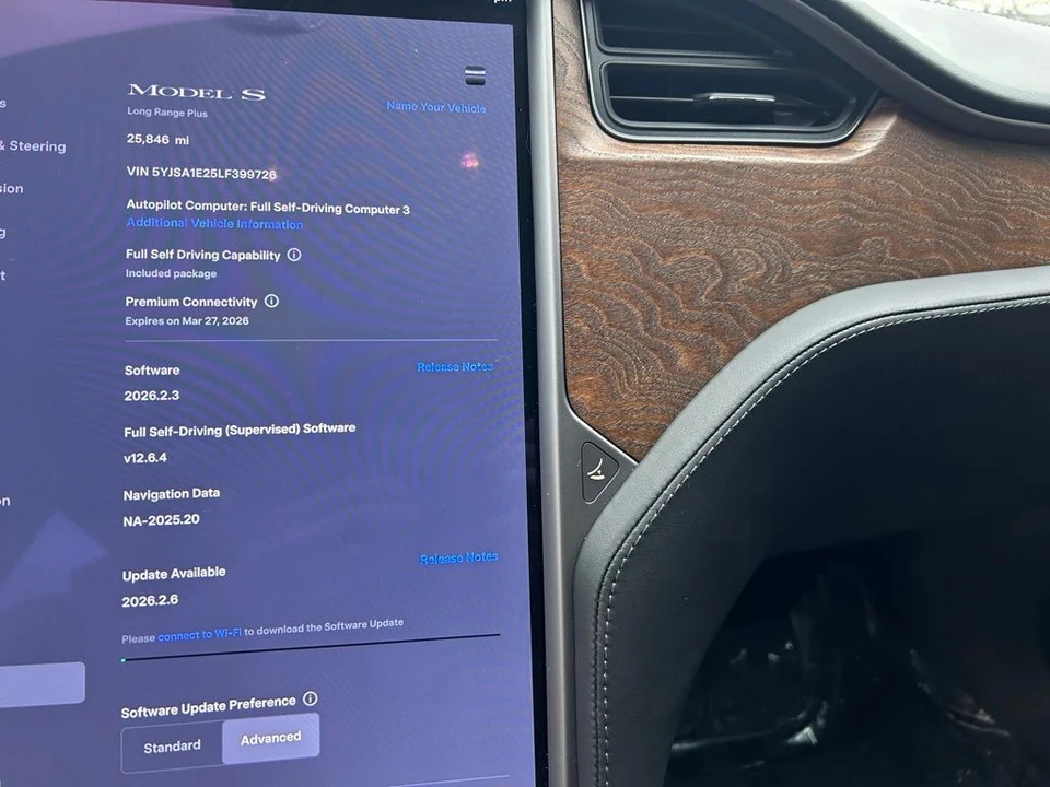 2020 Tesla Model S - Image 16 of 17
