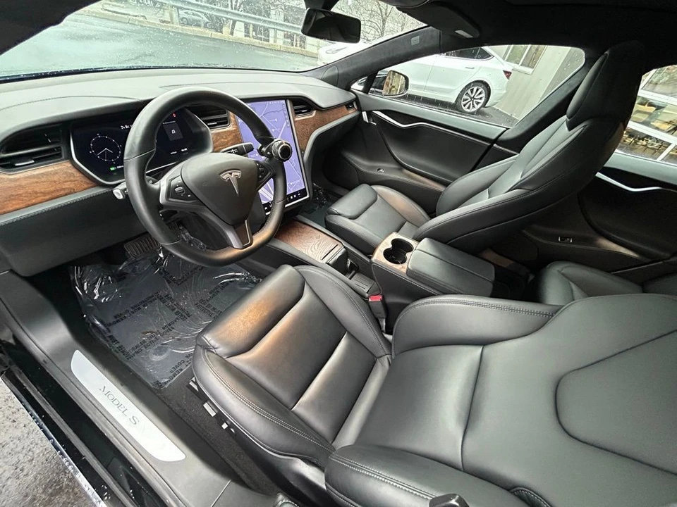 2020 Tesla Model S - Image 15 of 17