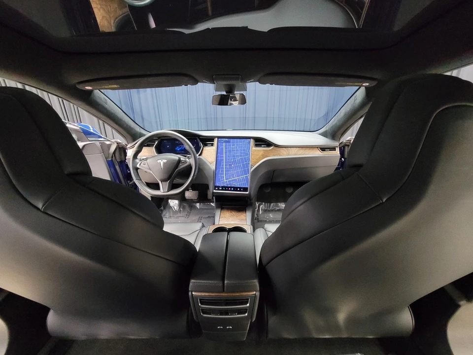 2020 Tesla Model S - Image 2 of 12