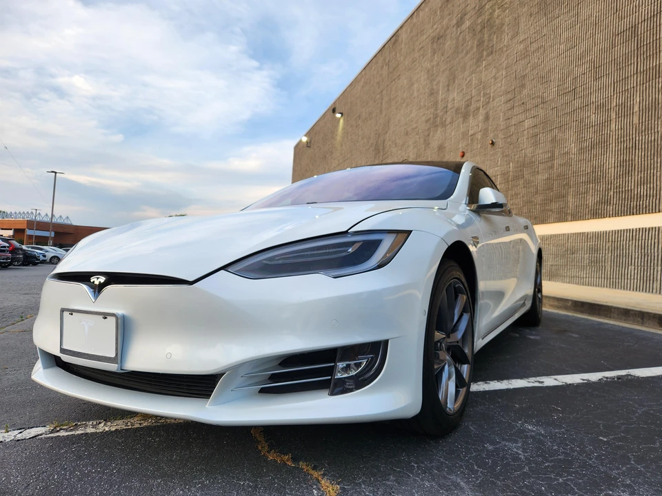 2020 Tesla Model S - Image 6 of 31