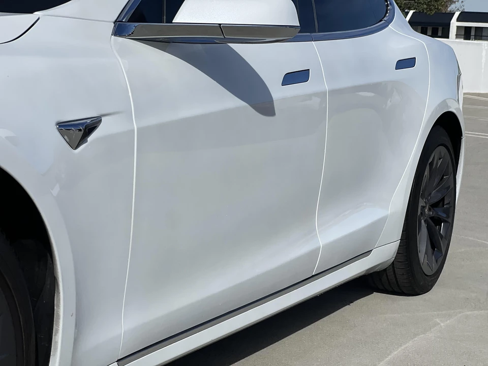 2020 Tesla Model S - Image 21 of 31