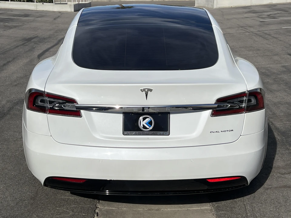 2020 Tesla Model S - Image 9 of 31