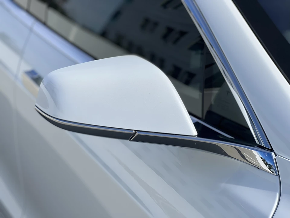 2020 Tesla Model S - Image 27 of 31