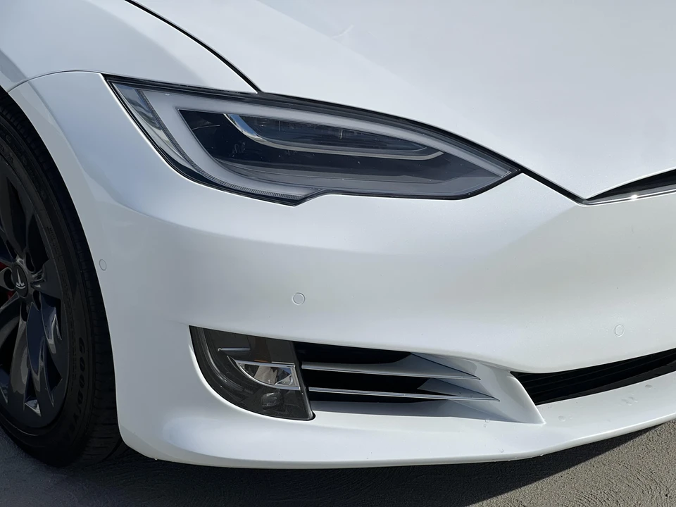 2020 Tesla Model S - Image 17 of 31