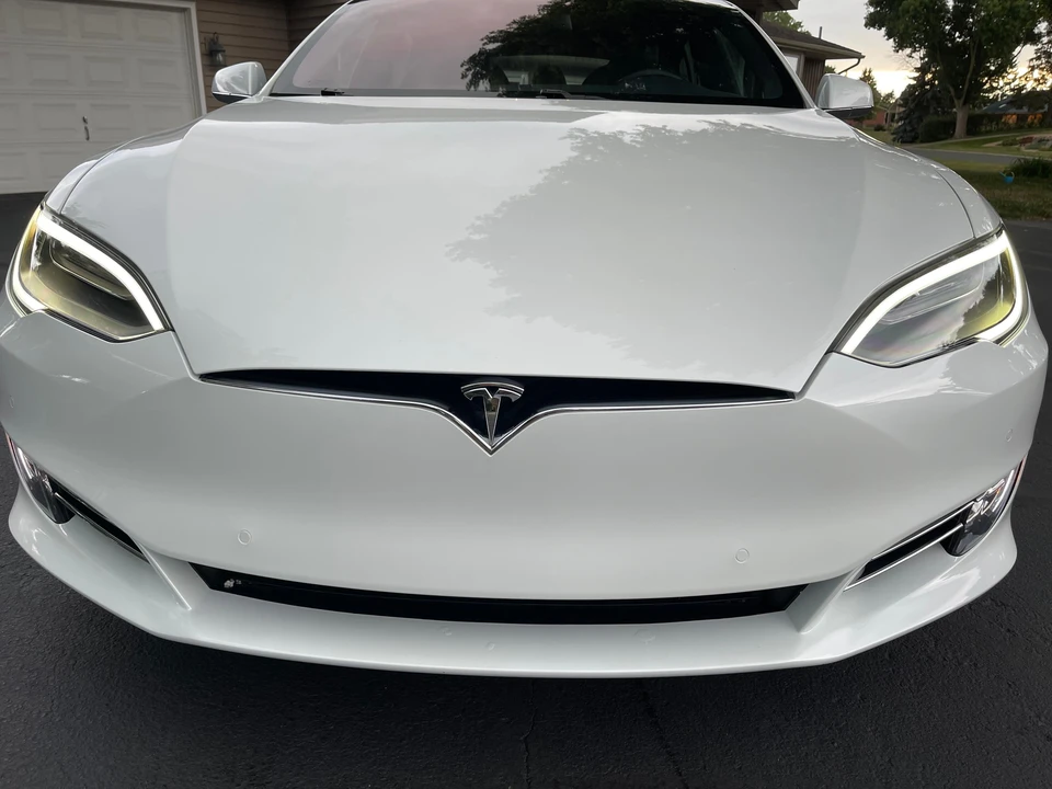2020 Tesla Model S - Image 24 of 31