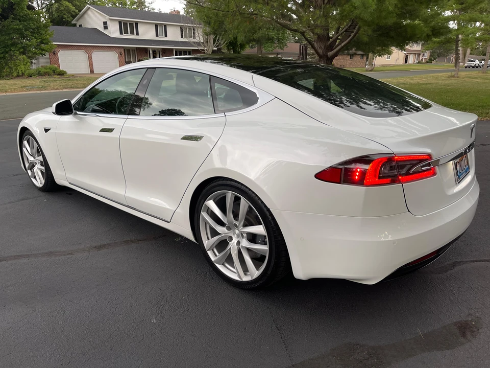 2020 Tesla Model S - Image 31 of 31