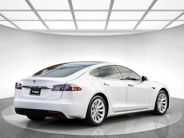 2020 Tesla Model S - Image 4 of 12
