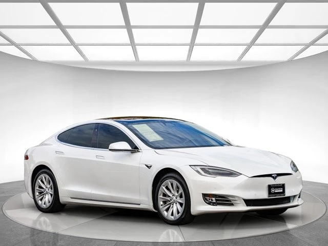 2020 Tesla Model S - Image 5 of 12