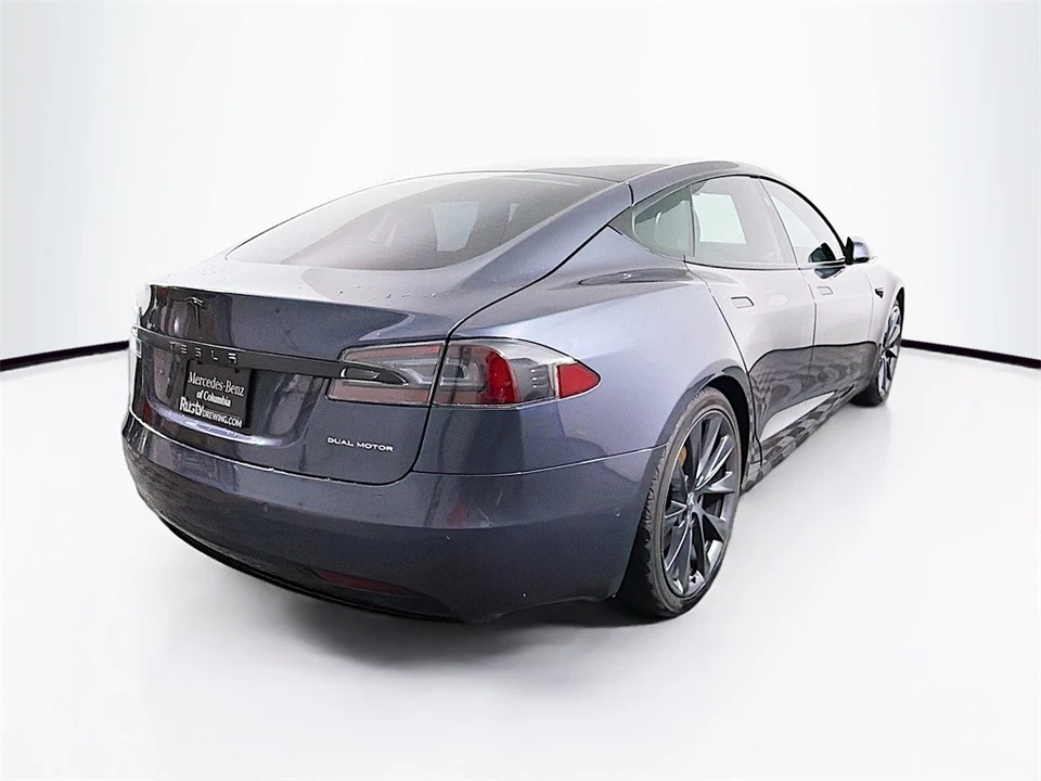 2020 Tesla Model S - Image 7 of 12