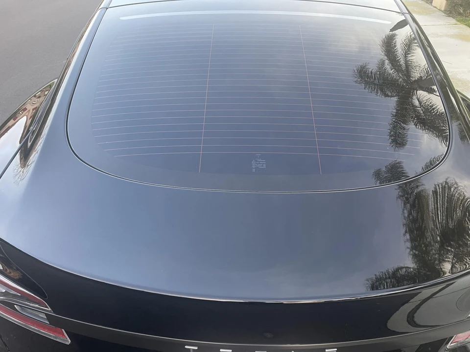 2020 Tesla Model S - Image 21 of 31