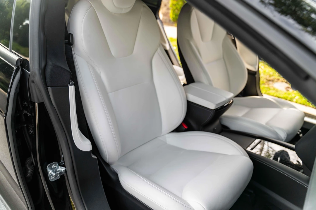 2020 Tesla Model S - Image 30 of 31
