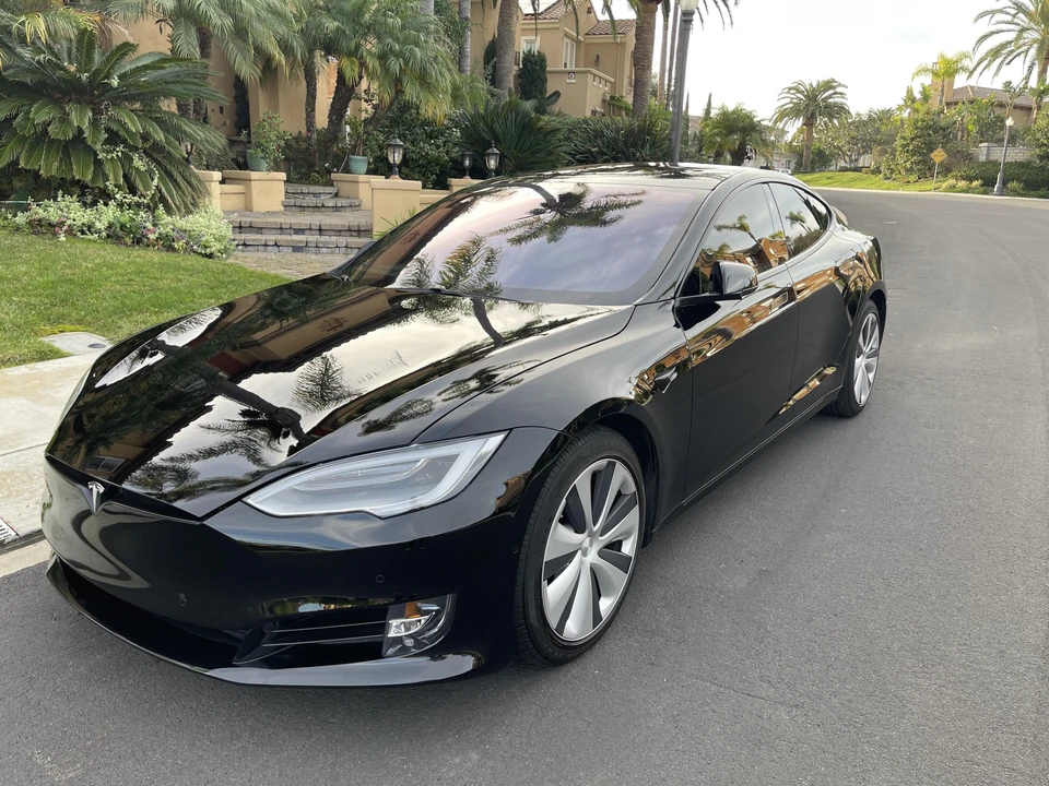 2020 Tesla Model S - Image 6 of 31