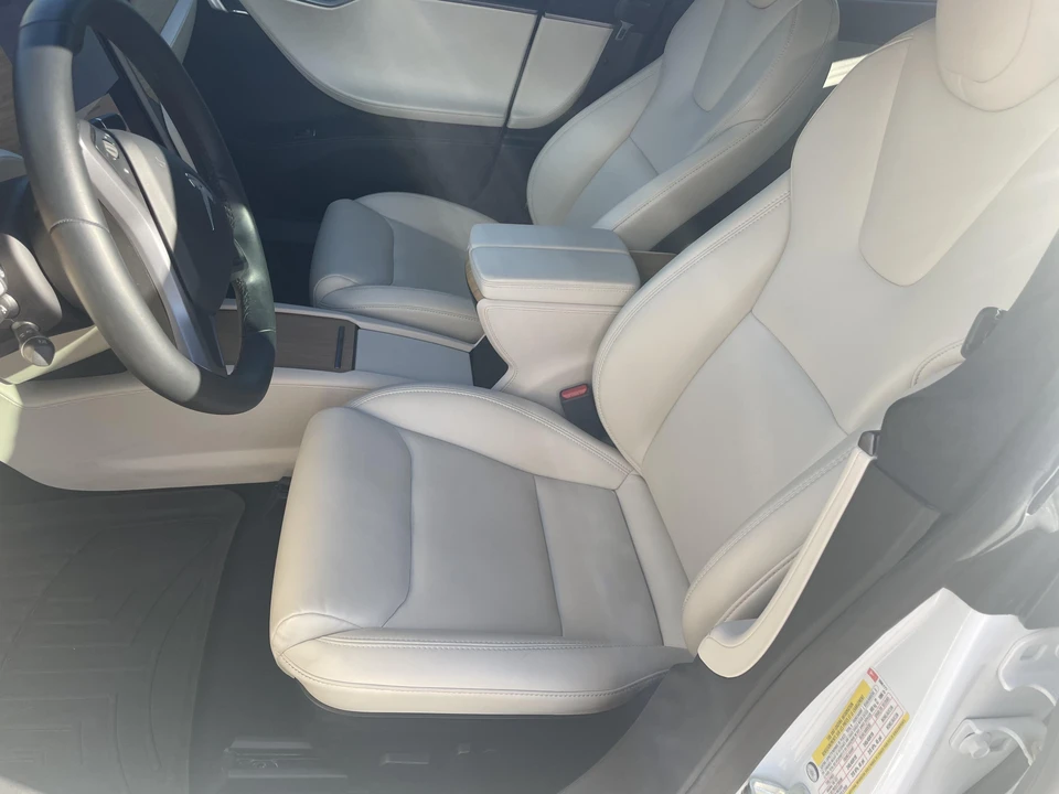 2020 Tesla Model S - Image 29 of 31