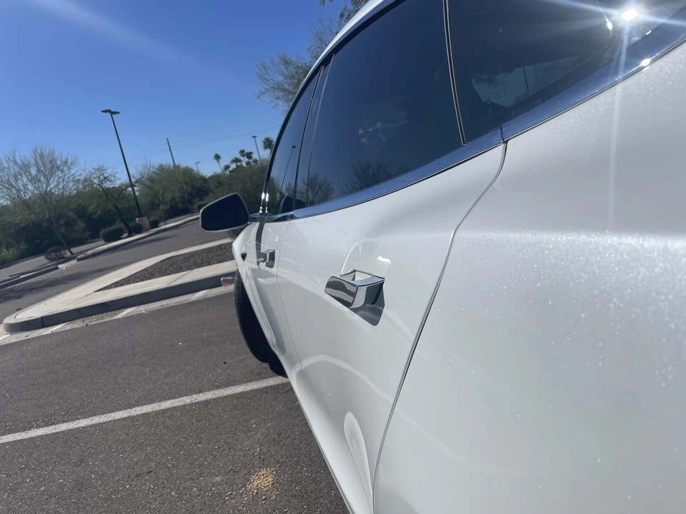2020 Tesla Model S - Image 14 of 31