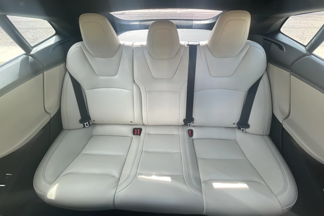 2020 Tesla Model S - Image 26 of 31