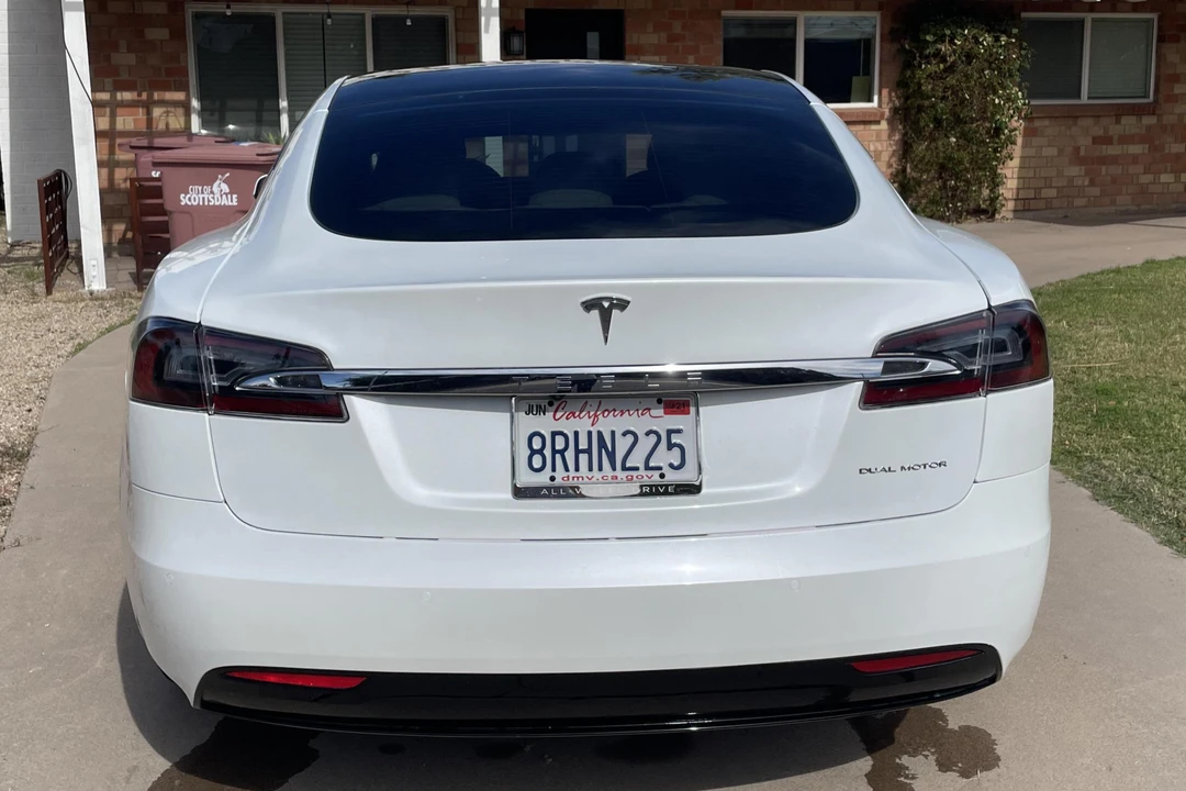2020 Tesla Model S - Image 5 of 31