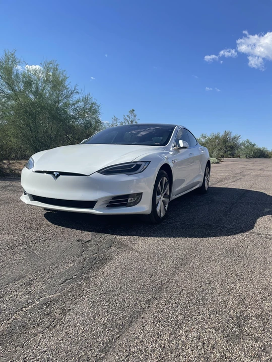 2020 Tesla Model S - Image 7 of 31