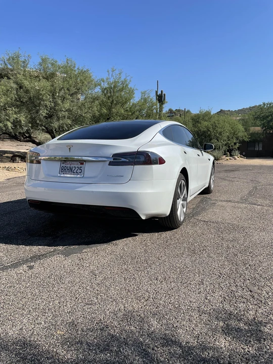2020 Tesla Model S - Image 8 of 31