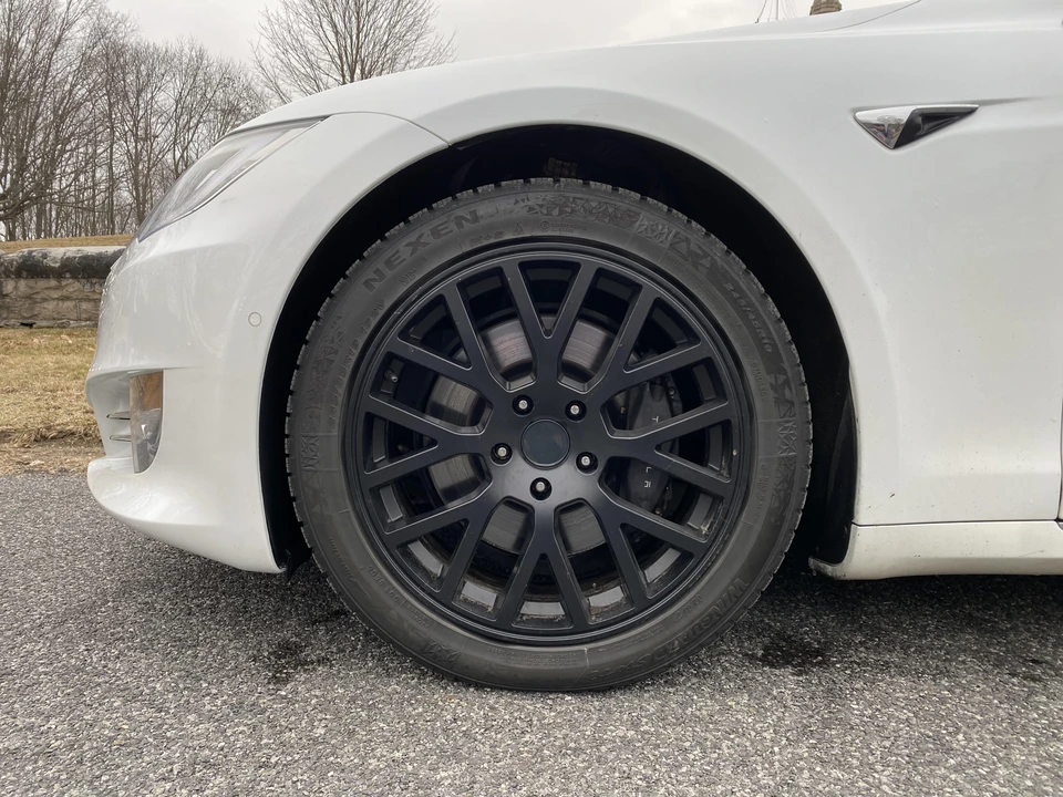 2020 Tesla Model S - Image 21 of 31