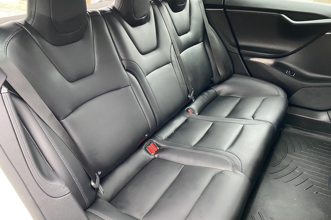 2020 Tesla Model S - Image 27 of 31