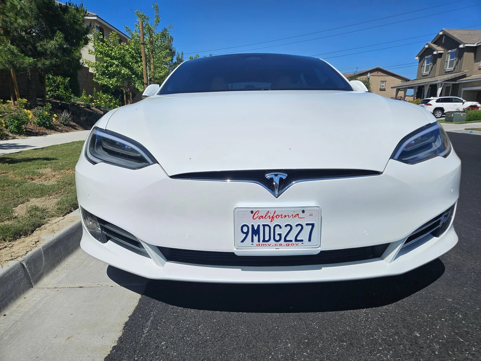 2020 Tesla Model S - Image 19 of 31