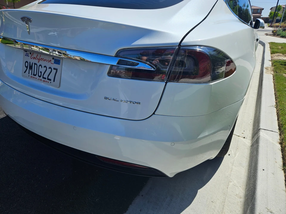 2020 Tesla Model S - Image 28 of 31