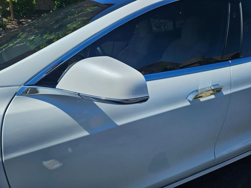 2020 Tesla Model S - Image 23 of 31