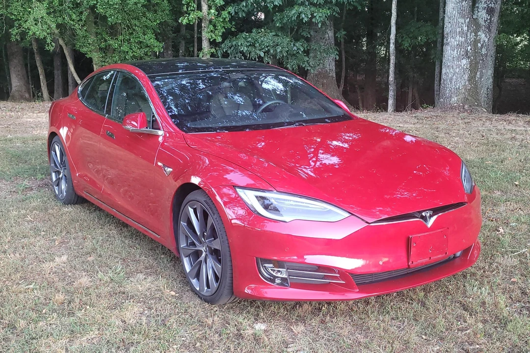 2020 Tesla Model S - Image 14 of 31