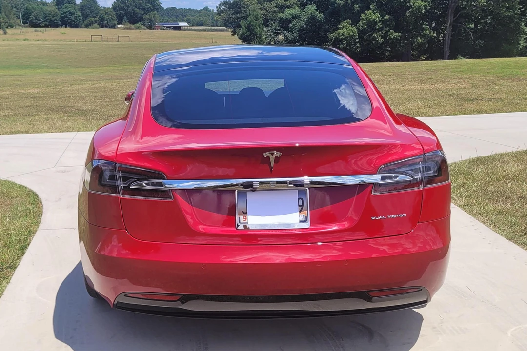 2020 Tesla Model S - Image 5 of 31