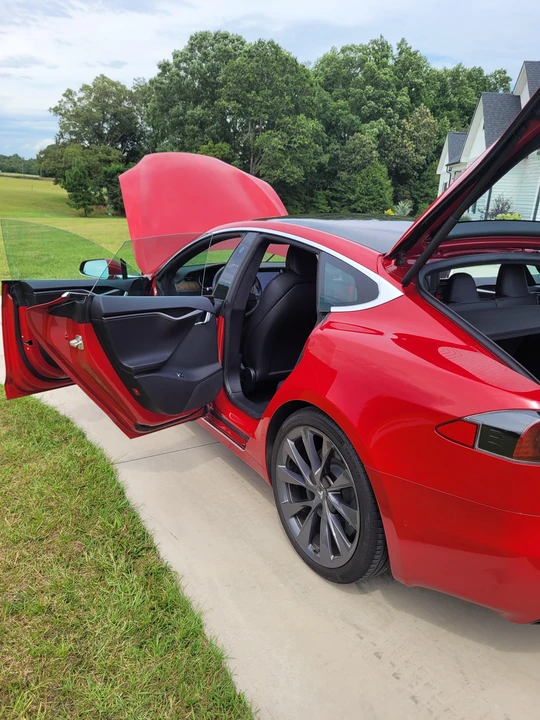 2020 Tesla Model S - Image 15 of 31