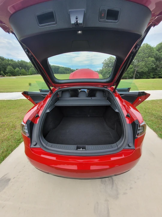 2020 Tesla Model S - Image 17 of 31