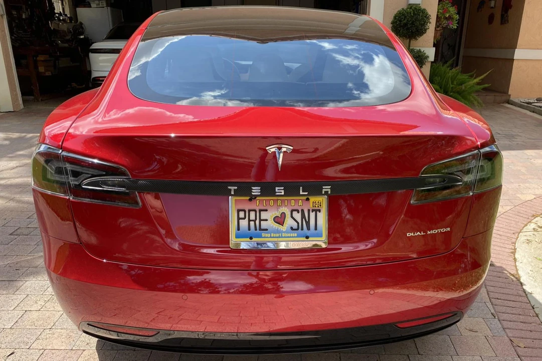 2020 Tesla Model S - Image 5 of 5