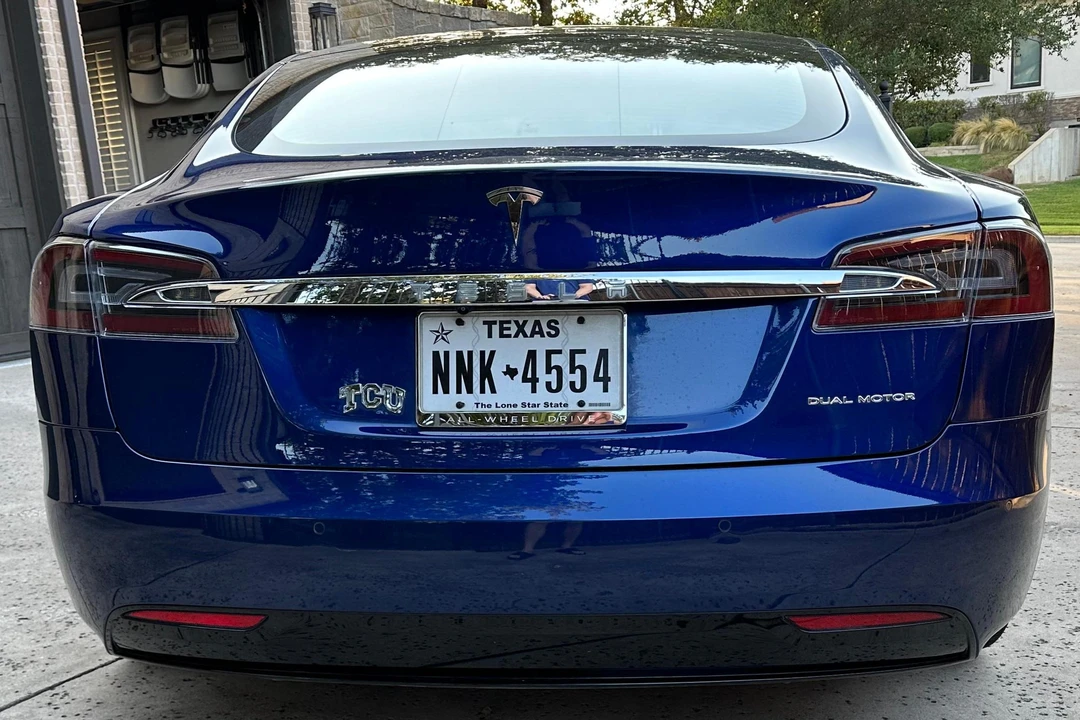 2020 Tesla Model S - Image 5 of 31