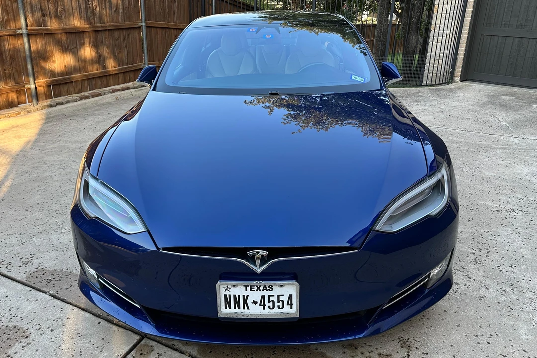 2020 Tesla Model S - Image 2 of 31