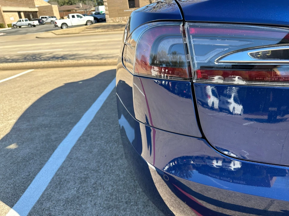 2020 Tesla Model S - Image 20 of 31