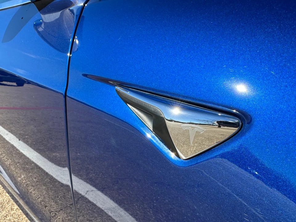 2020 Tesla Model S - Image 24 of 31