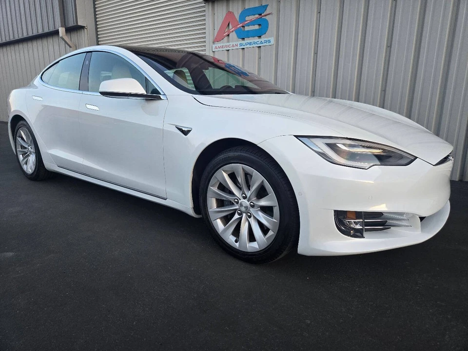 2020 Tesla Model S - Image 11 of 21