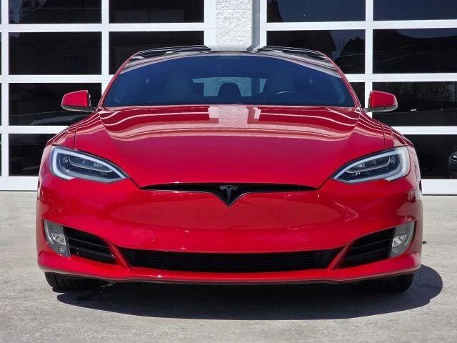 2020 Tesla Model S - Image 10 of 21