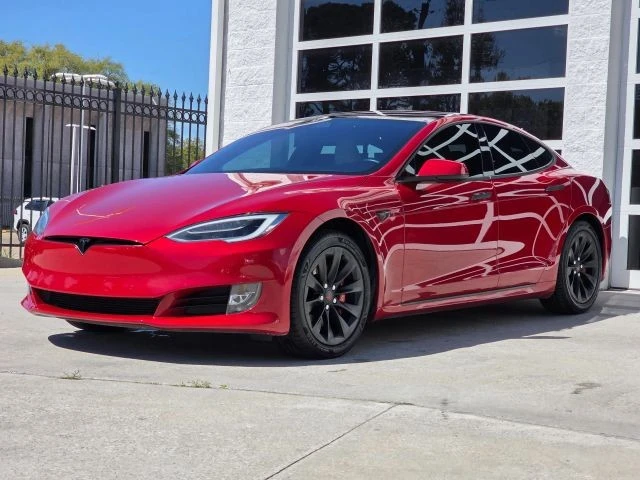 2020 Tesla Model S - Image 9 of 21