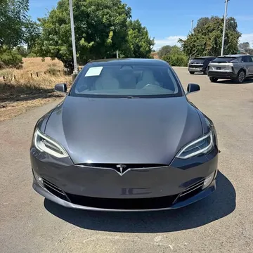 2020 Tesla Model S Long Range Plus
