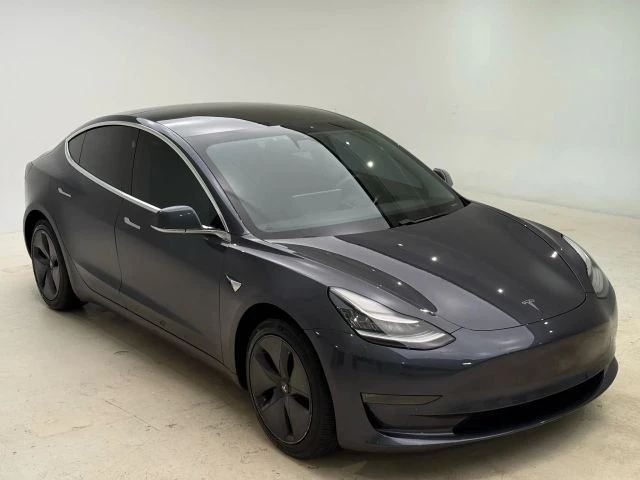 2020 Tesla Model S - Image 7 of 20