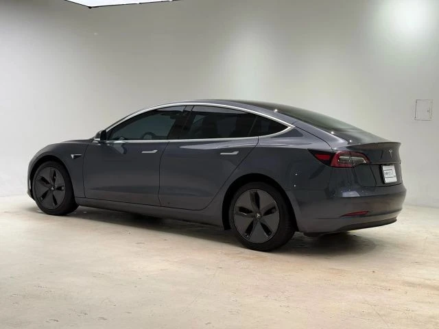 2020 Tesla Model S - Image 11 of 20