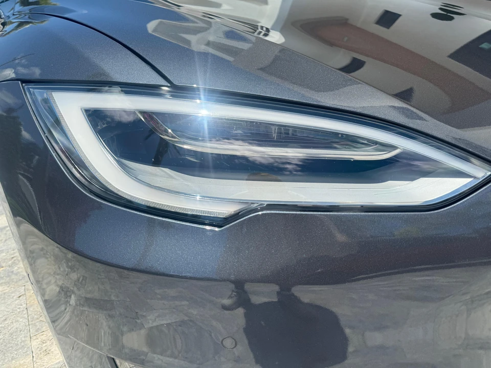 2020 Tesla Model S - Image 25 of 31