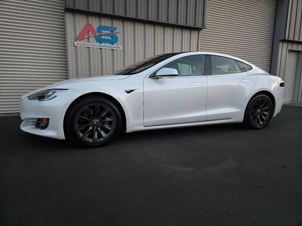 2020 Tesla Model S - Image 2 of 21