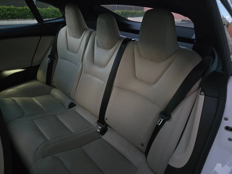 2020 Tesla Model S - Image 21 of 21