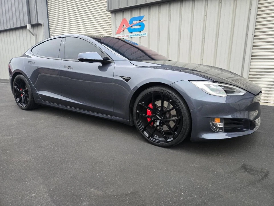 2020 Tesla Model S - Image 11 of 21