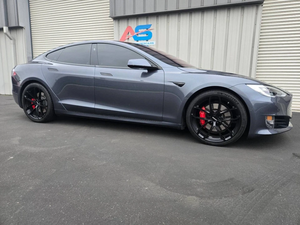 2020 Tesla Model S - Image 10 of 21