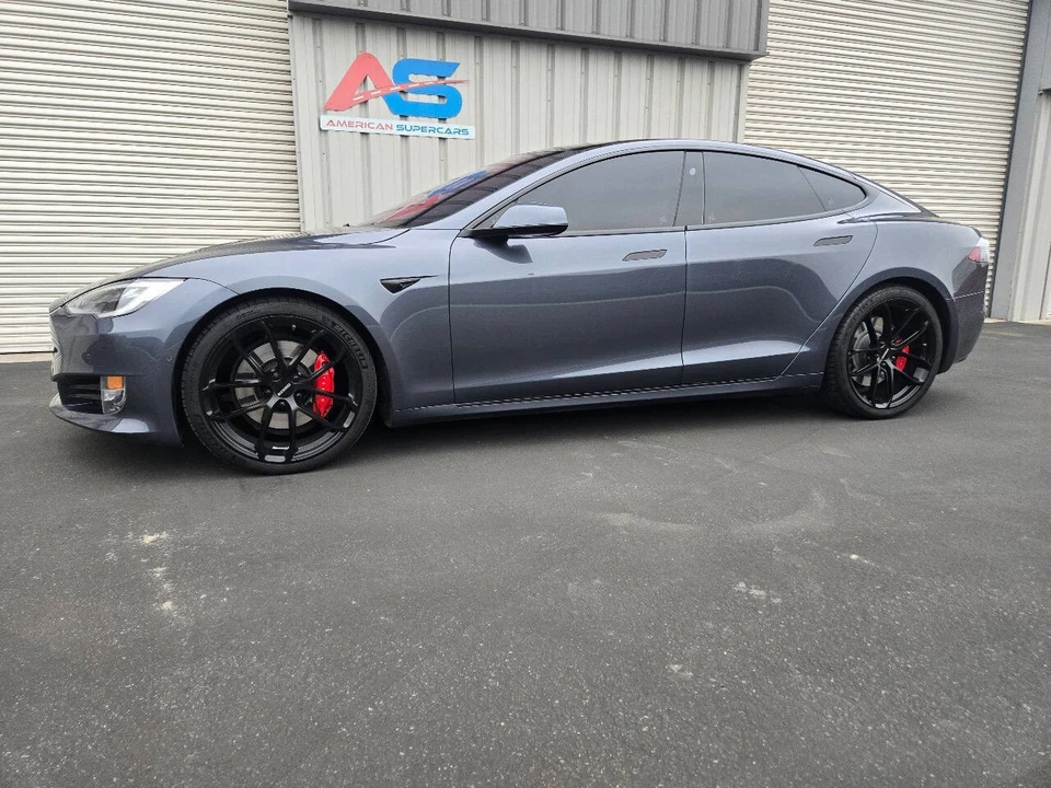 2020 Tesla Model S - Image 2 of 21
