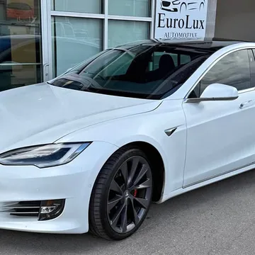 2020 Tesla Model S Performance